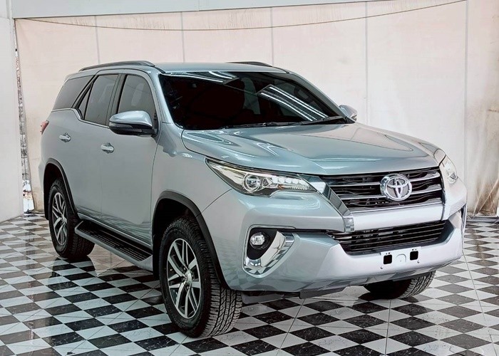 Used 8
                    TOYOTA
                     for Sale Image