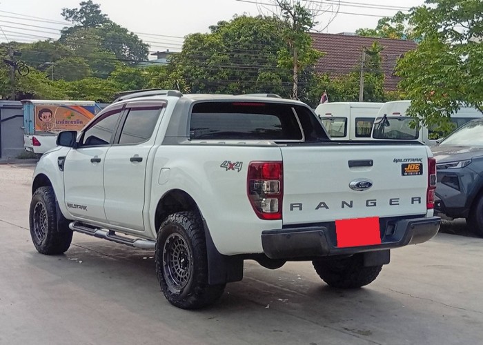 Used 8
                    FORD
                     for Sale Image