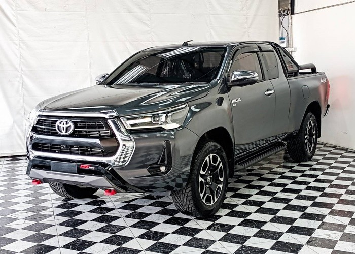 TOYOTA