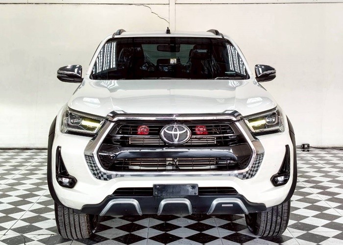 Used 9
                    TOYOTA
                     for Sale Image