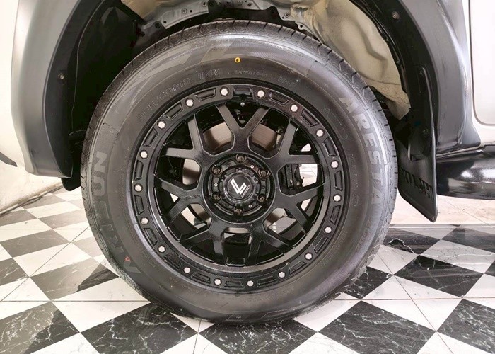 Used 9
                    TOYOTA
                     for Sale Image