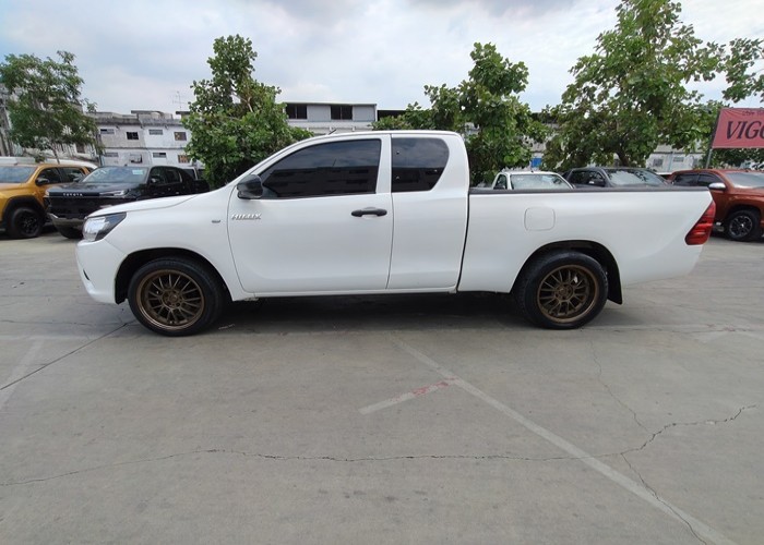 Used 3
                    TOYOTA
                     for Sale Image