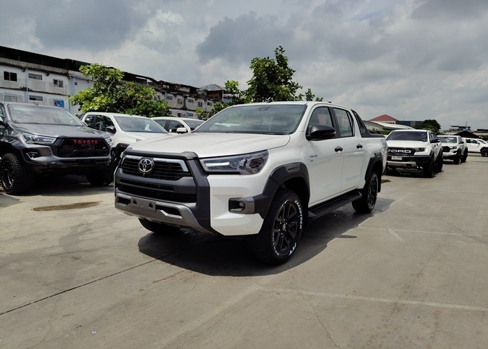 TOYOTA