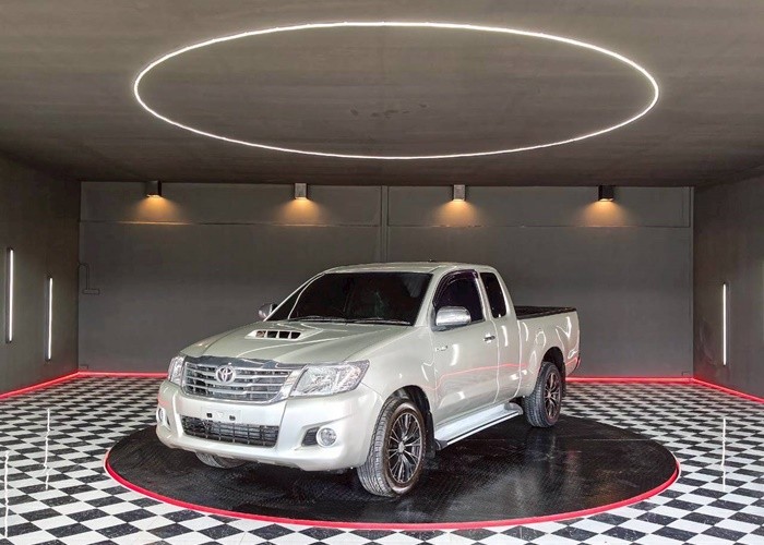 TOYOTA