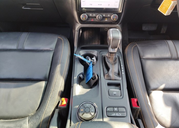 Used 9
                    FORD
                     for Sale Image