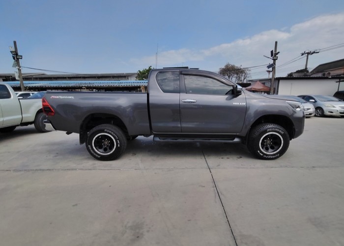 Used 5
                    TOYOTA
                     for Sale Image