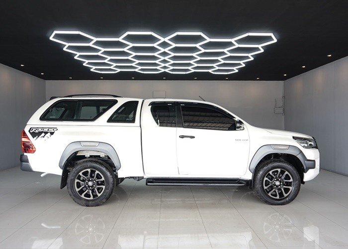 Used 7
                    TOYOTA
                     for Sale Image