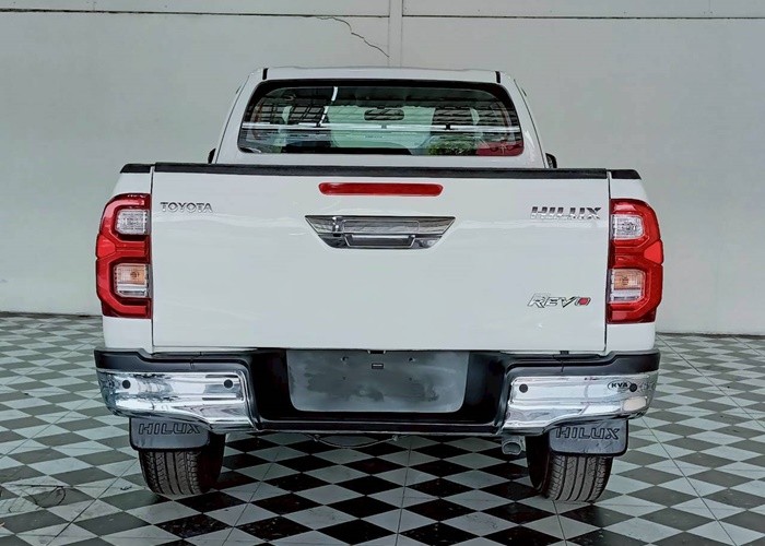 Used 12
                    TOYOTA
                     for Sale Image