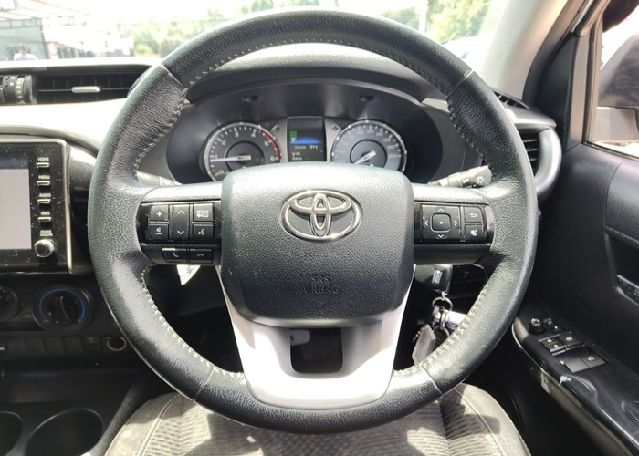 Used 5
                    TOYOTA
                     for Sale Image