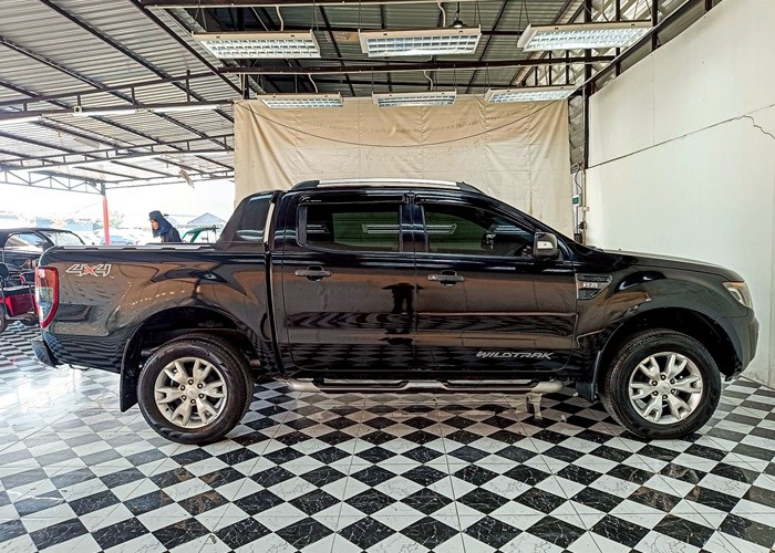 Used 10
                    FORD
                     for Sale Image