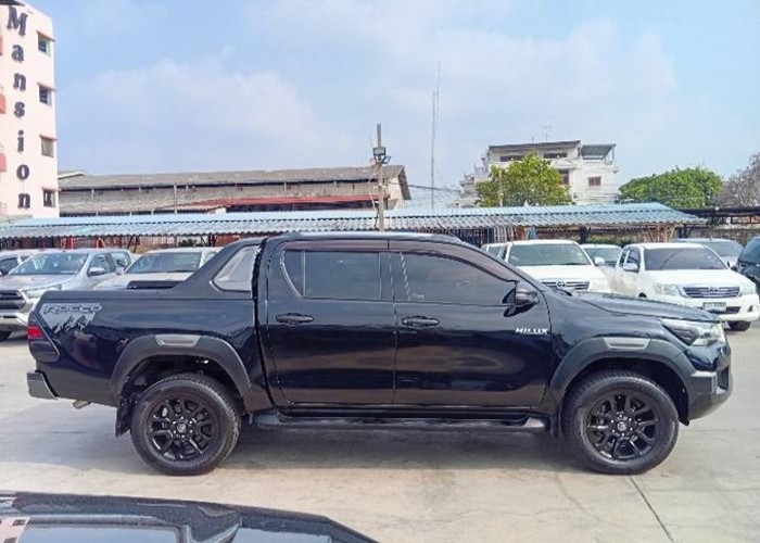 Used 3
                    TOYOTA
                     for Sale Image