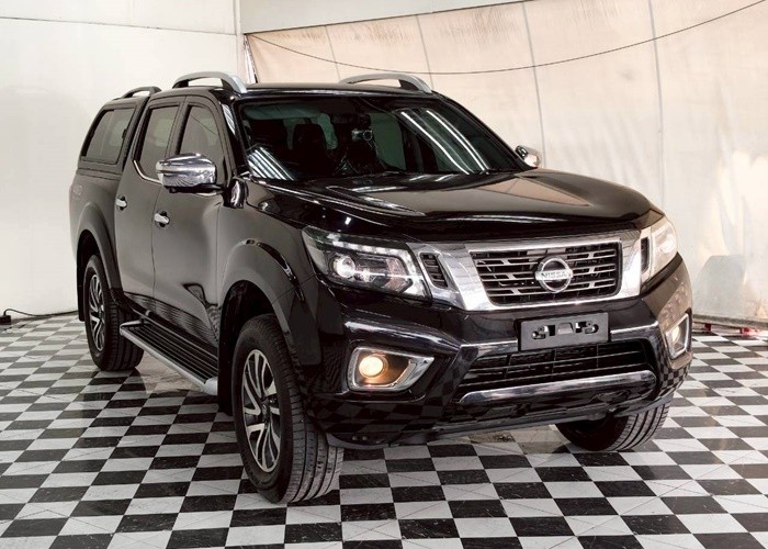 Used 7
                    NISSAN
                     for Sale Image