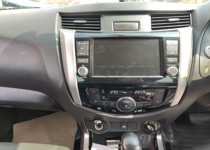 Used 7
                    NISSAN
                     for Sale Image