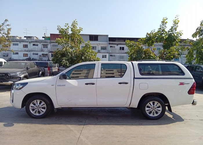 Used 11
                    TOYOTA
                     for Sale Image