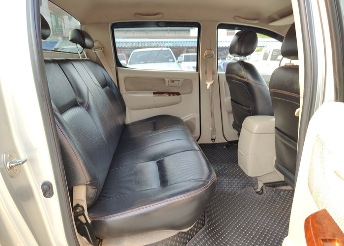 Used 12
                    TOYOTA
                     for Sale Image