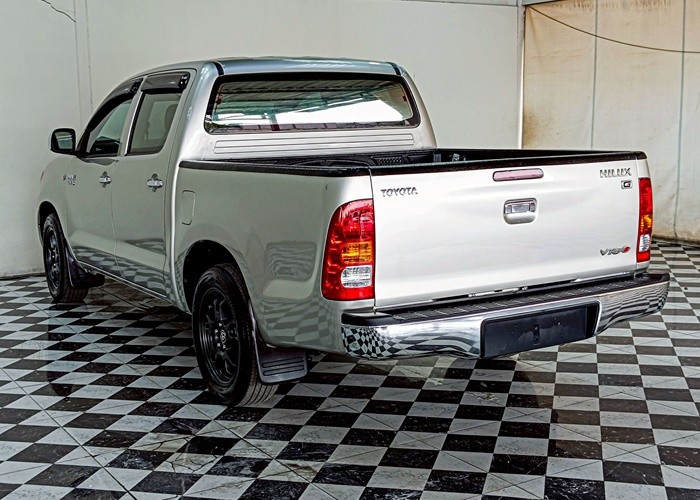 Used 12
                    TOYOTA
                     for Sale Image