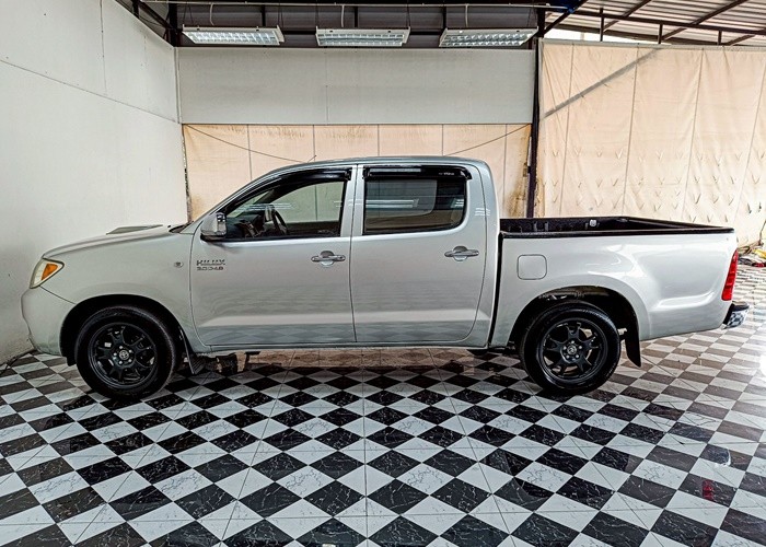 Used 12
                    TOYOTA
                     for Sale Image