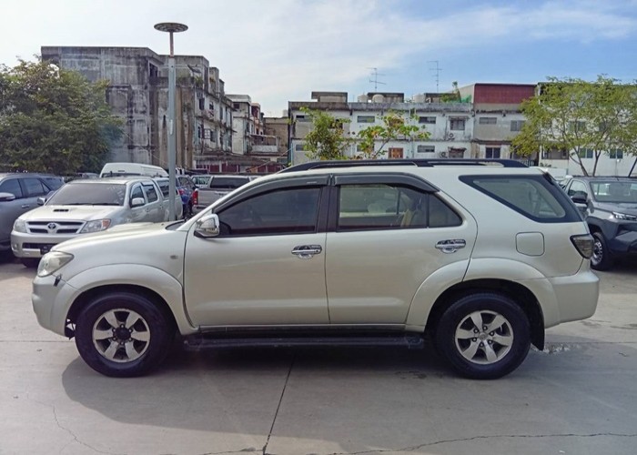 Used 5
                    TOYOTA
                     for Sale Image