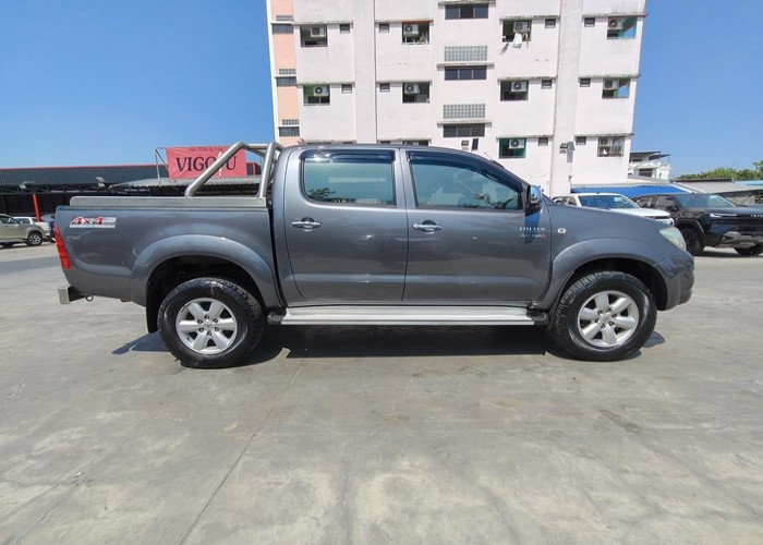 Used 8
                    TOYOTA
                     for Sale Image