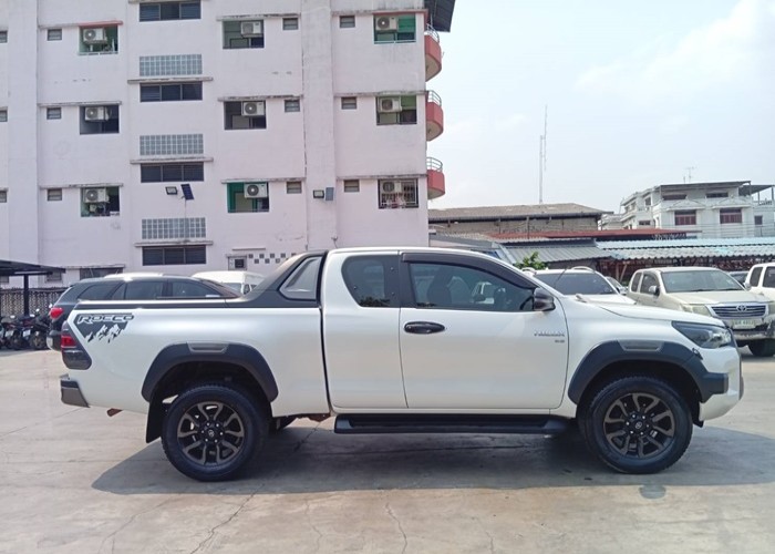 Used 7
                    TOYOTA
                     for Sale Image