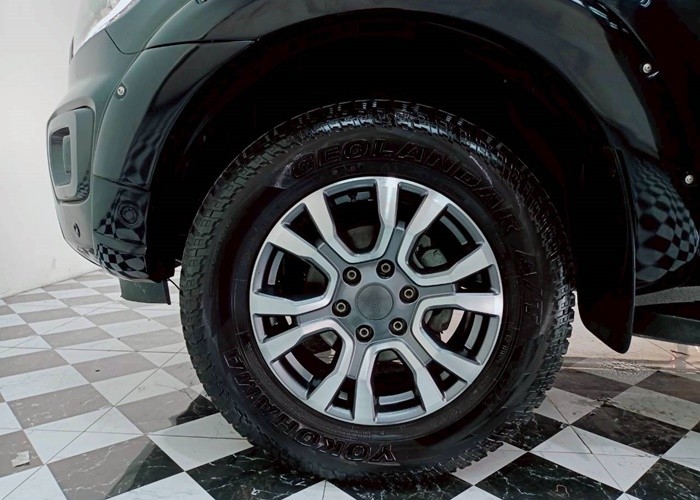 Used 8
                    FORD
                     for Sale Image