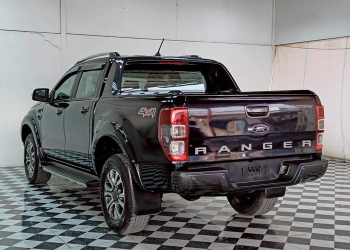 Used 8
                    FORD
                     for Sale Image