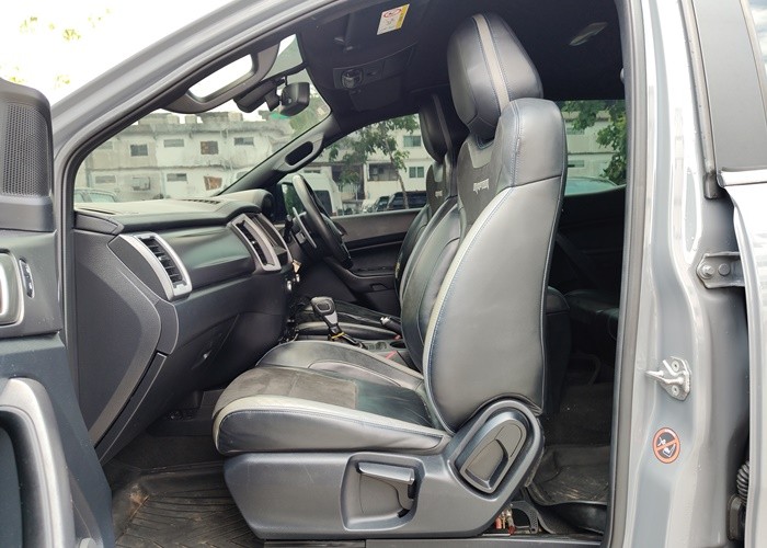 Used 6
                    FORD
                     for Sale Image