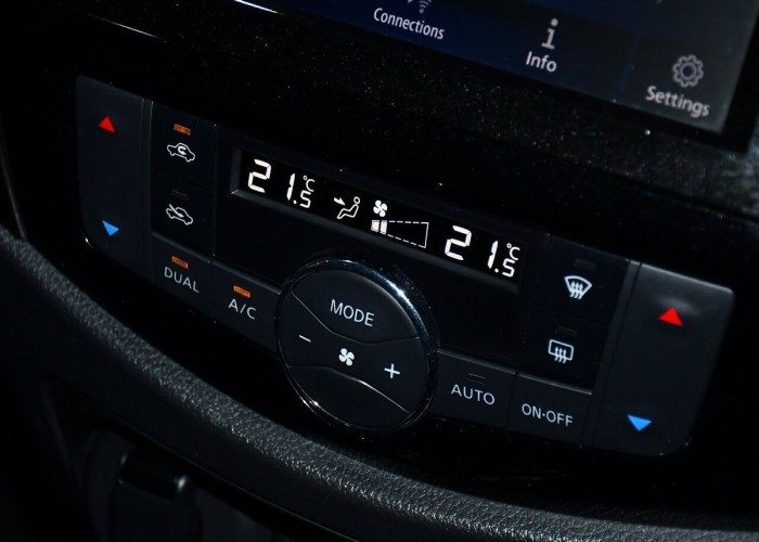 Used 1
                    NISSAN
                     for Sale Image