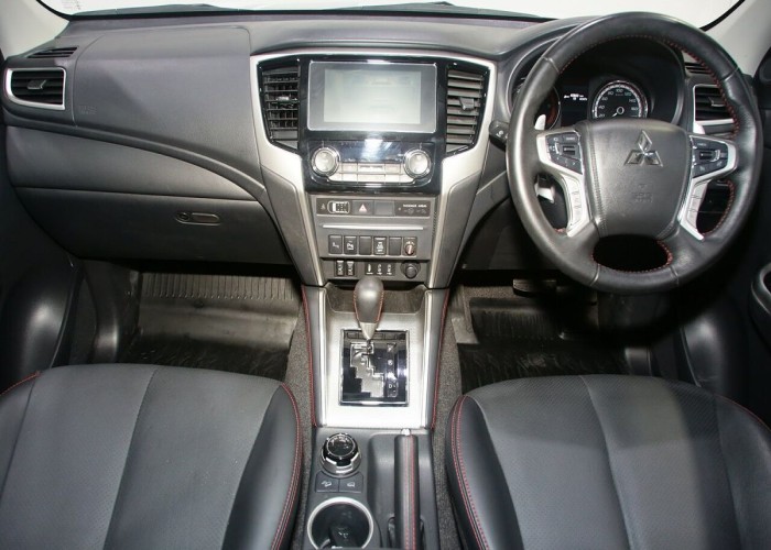 Used 1
                    MITSUBISHI
                     for Sale Image