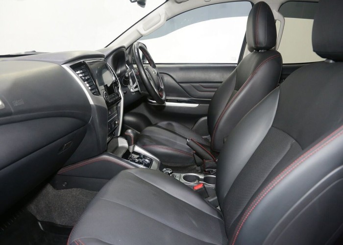 Used 1
                    MITSUBISHI
                     for Sale Image