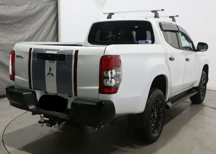 Used 1
                    MITSUBISHI
                     for Sale Image