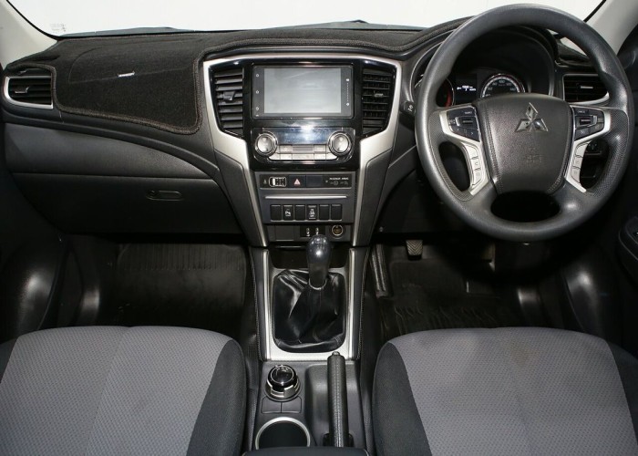 Used 1
                    MITSUBISHI
                     for Sale Image