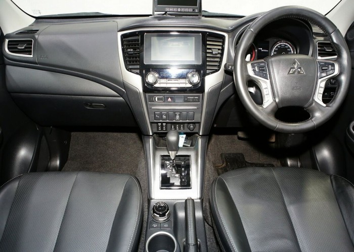 Used 1
                    MITSUBISHI
                     for Sale Image