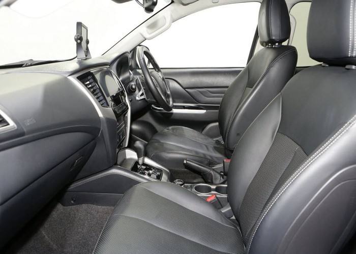 Used 1
                    MITSUBISHI
                     for Sale Image