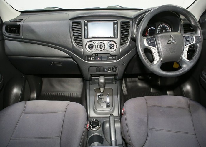 Used 1
                    MITSUBISHI
                     for Sale Image