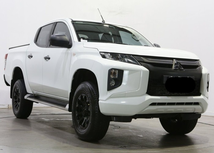 Used 1
                    MITSUBISHI
                     for Sale Image