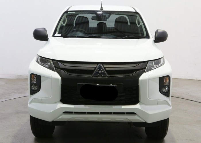 Used 1
                    MITSUBISHI
                     for Sale Image
