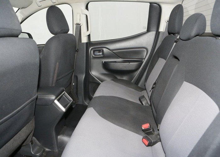 Used 1
                    MITSUBISHI
                     for Sale Image