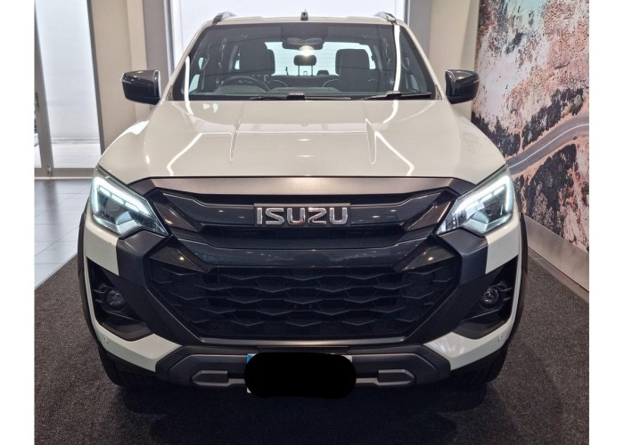 Used 1
                    ISUZU
                     for Sale Image