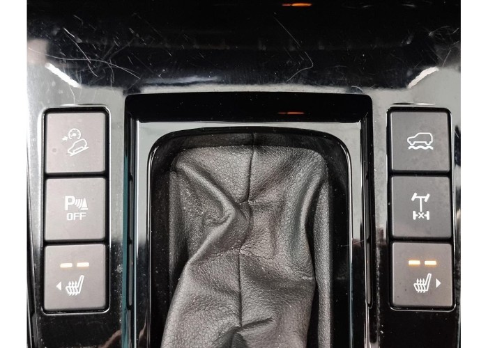 Used 1
                    ISUZU
                     for Sale Image