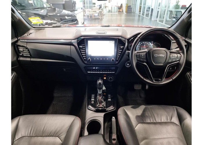 Used 1
                    ISUZU
                     for Sale Image