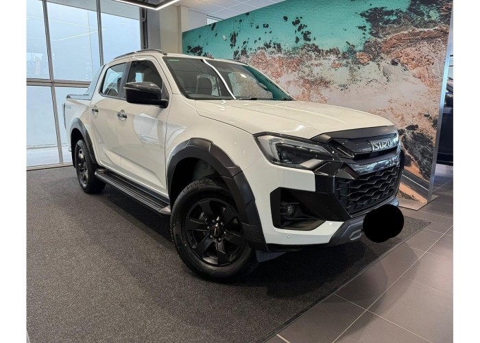 Used 1
                    ISUZU
                     for Sale Image