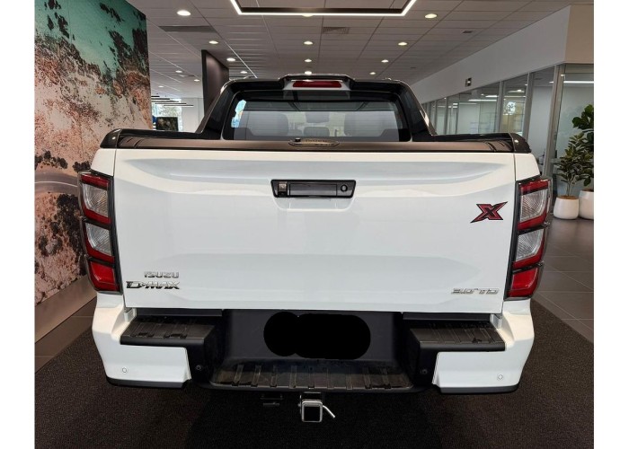 Used 1
                    ISUZU
                     for Sale Image