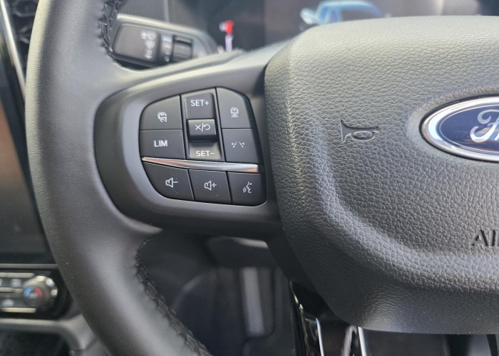 Used 1
                    FORD
                     for Sale Image