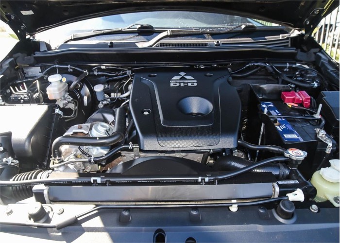 Used 2
                    MITSUBISHI
                     for Sale Image