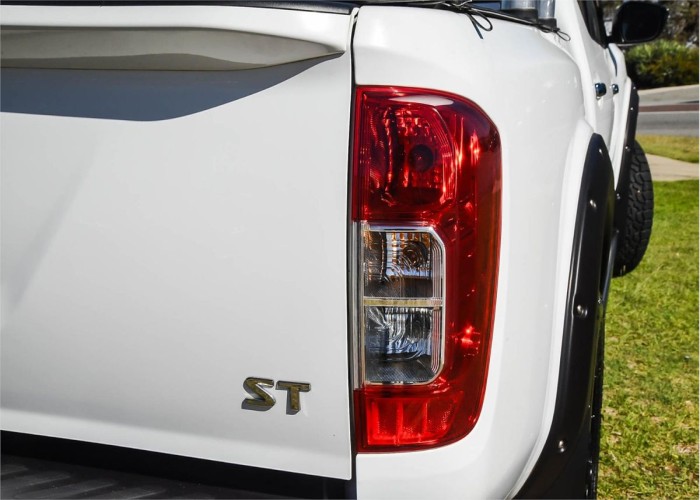 Used 2
                    NISSAN
                     for Sale Image