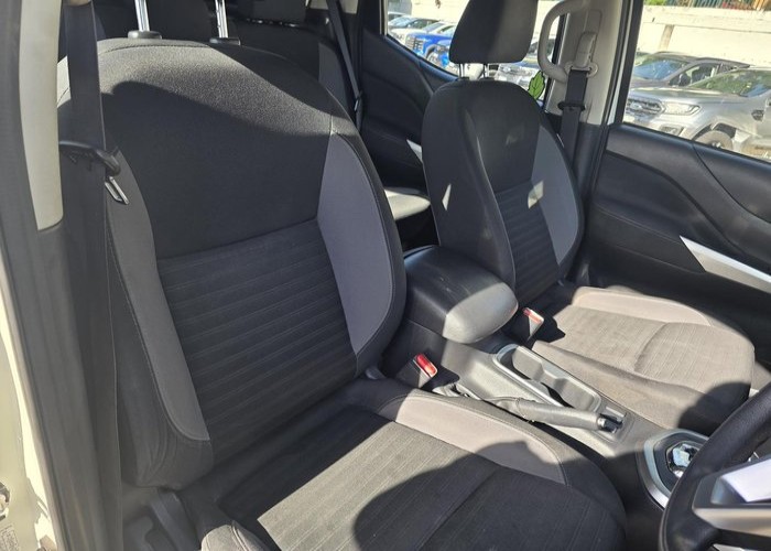 Used 2
                    NISSAN
                     for Sale Image