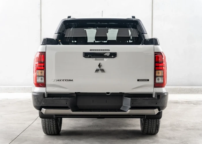 Used 2
                    MITSUBISHI
                     for Sale Image