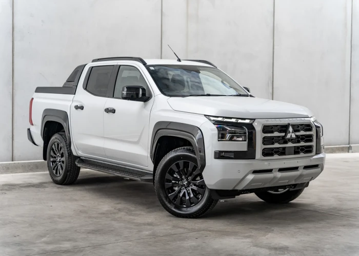 Used 2
                    MITSUBISHI
                     for Sale Image