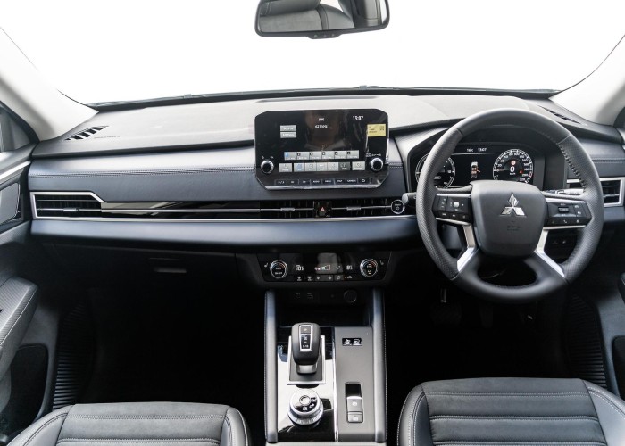 Used 2
                    MITSUBISHI
                     for Sale Image